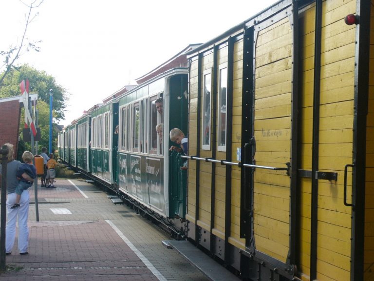 August 2003
